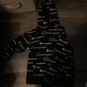 Black and white champion sweatshirt in really good condition.